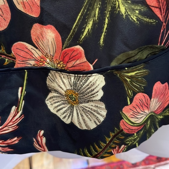 H&M Long sleeve floral blouse - Picture 4 of 8